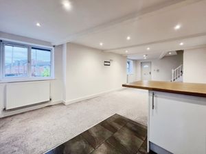 Lounge- click for photo gallery